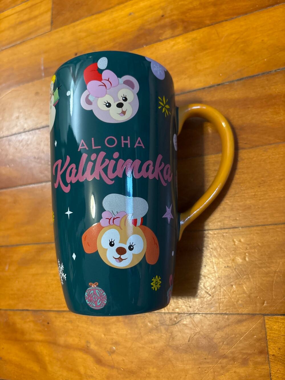 Disney Aulani Aloha Kalikimaka Mug no top